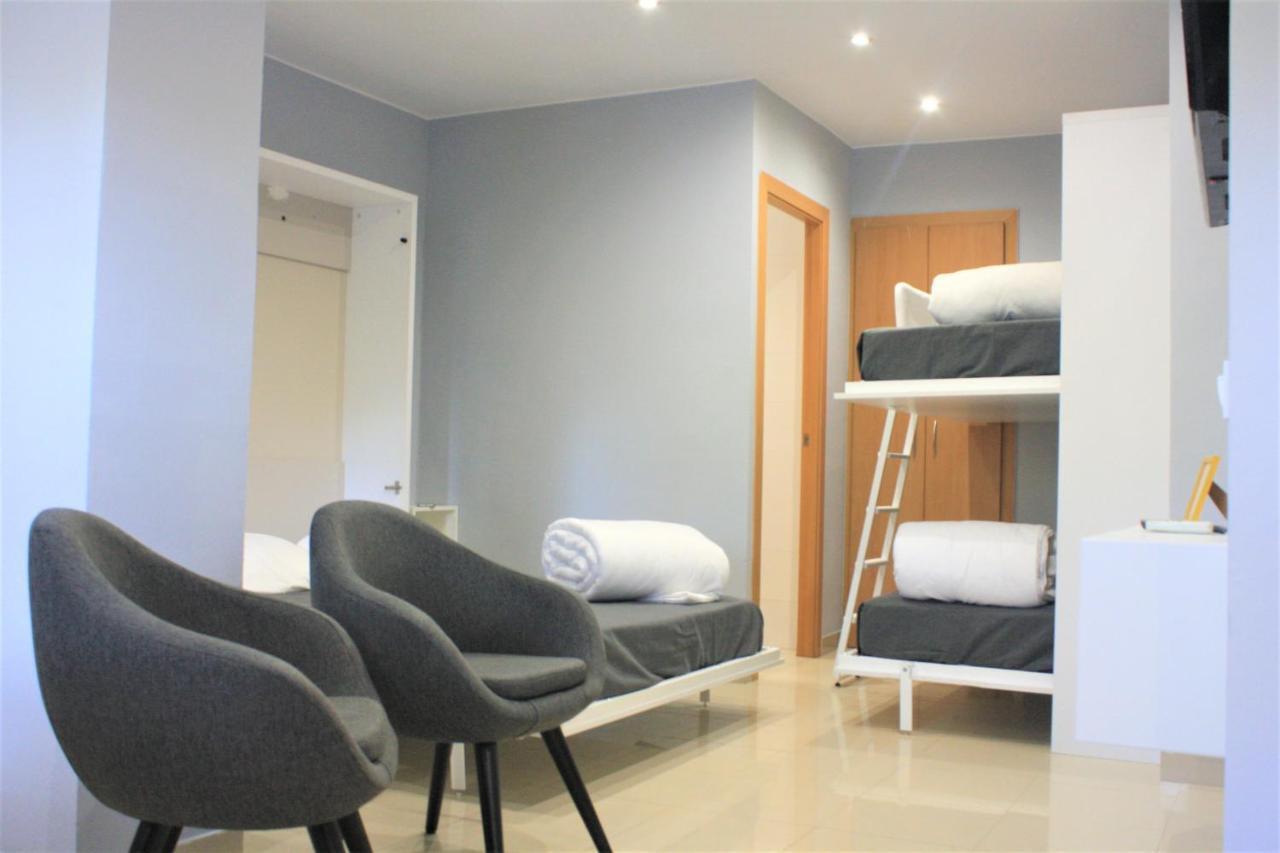 Alguera Hola Apartments Barcellona Esterno foto